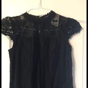 Womens blouse size Small